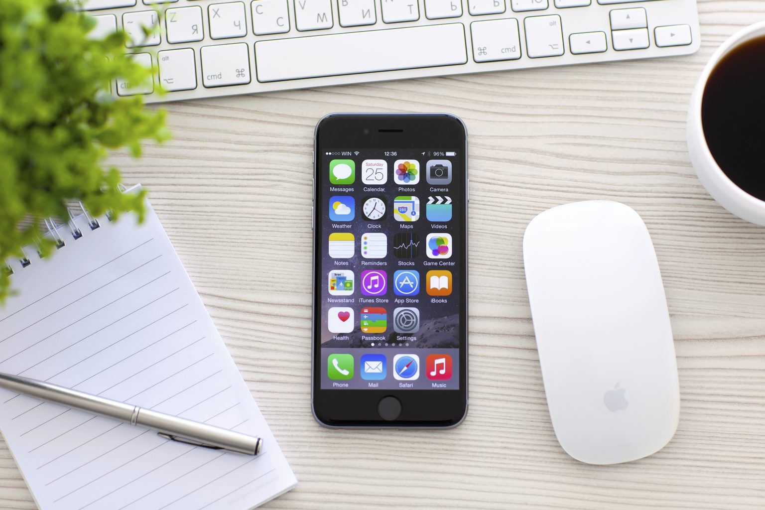 6 Free iPhone Apps and Games to Cure Boredom