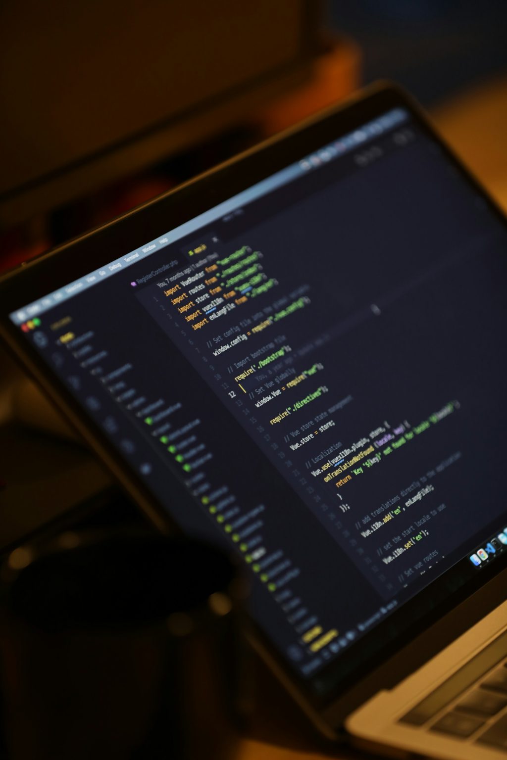 Jonathan De Vita: Introduction to JavaScript
