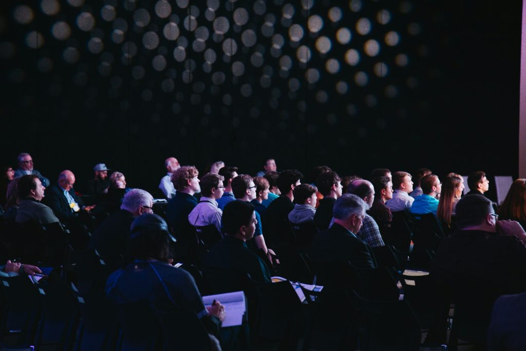 Top Things to Consider When Booking a Business Conference Venue